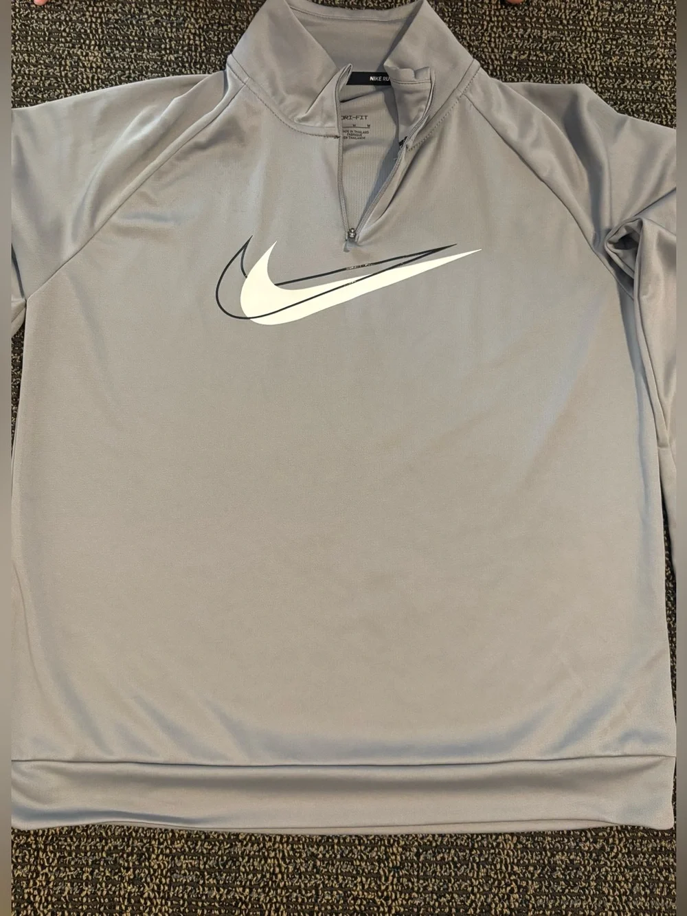 Nike Men’s Light Gray Quarter‑Zip Swim Rash Guard
